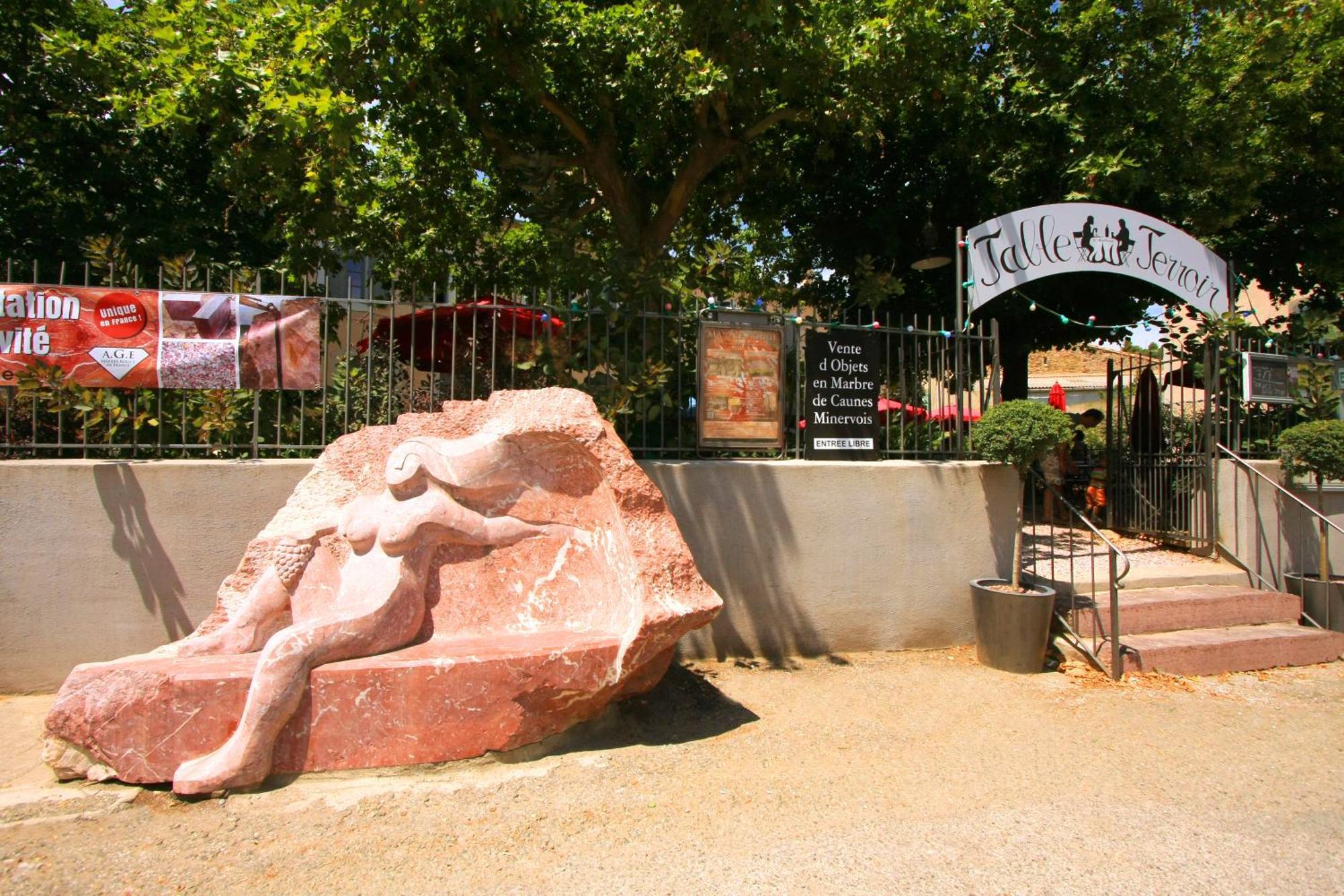Logis Hotel - Restaurant La Marbrerie Caunes-Minervois Екстериор снимка