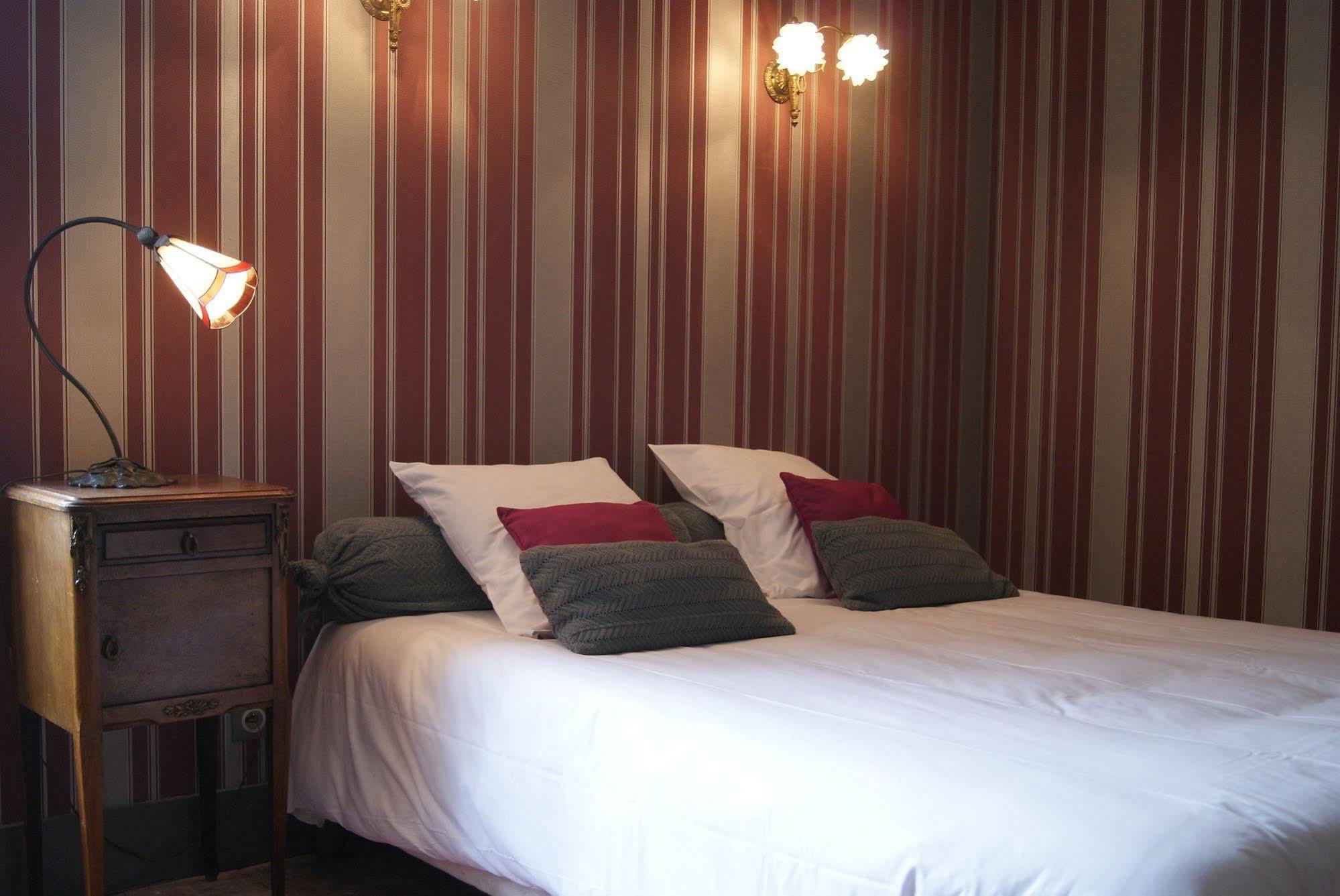 Logis Hotel - Restaurant La Marbrerie Caunes-Minervois Екстериор снимка