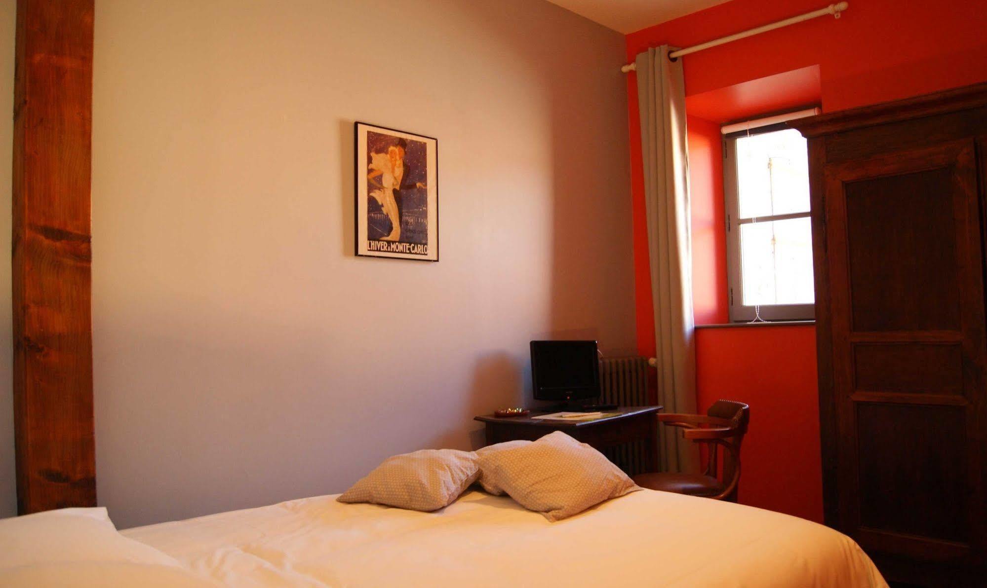 Logis Hotel - Restaurant La Marbrerie Caunes-Minervois Екстериор снимка