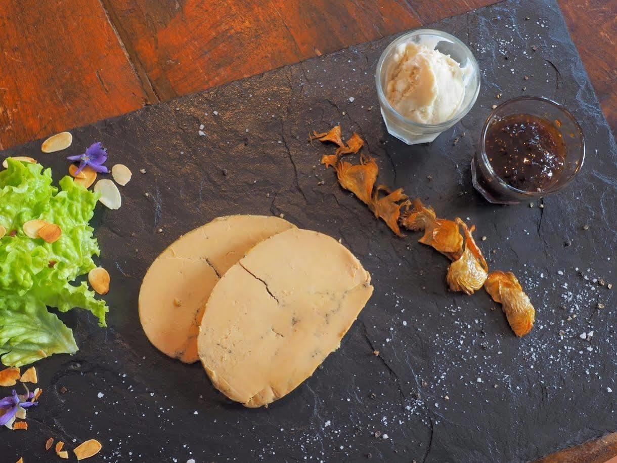 Logis Hotel - Restaurant La Marbrerie Caunes-Minervois Екстериор снимка